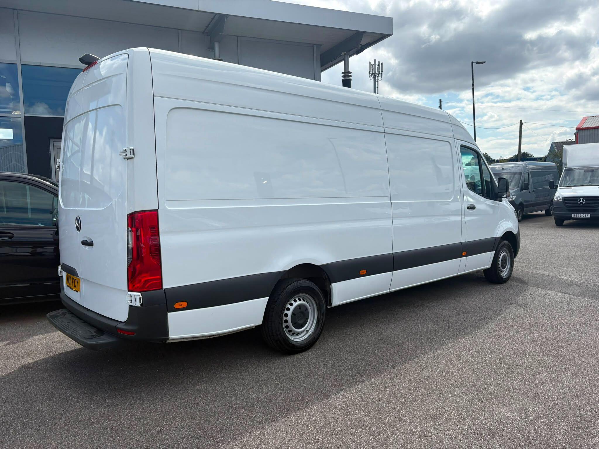 Mercedes-Benz Sprinter